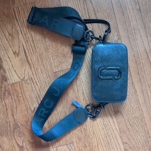 The Snapshot Leather Camera Bag